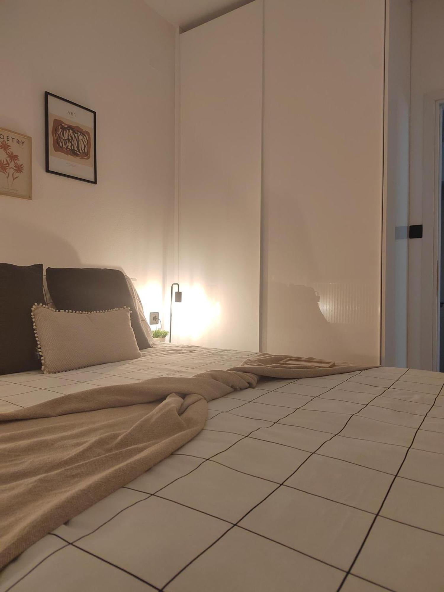 Cosy House With Garden Apartment *